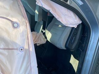 2017 Honda CR-V EX - Interior Front Seat Image